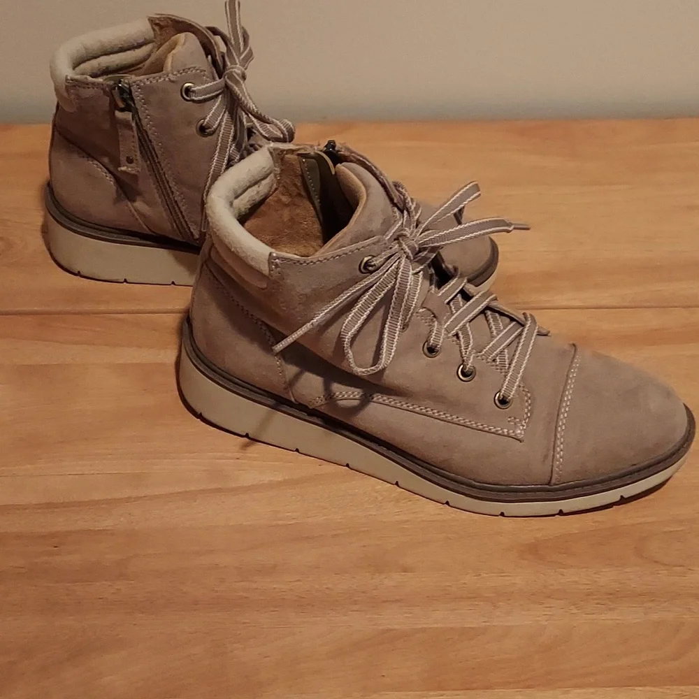 Womens Dr. Scholl's Tan Lace-Up Boots - Picture 3 of 6